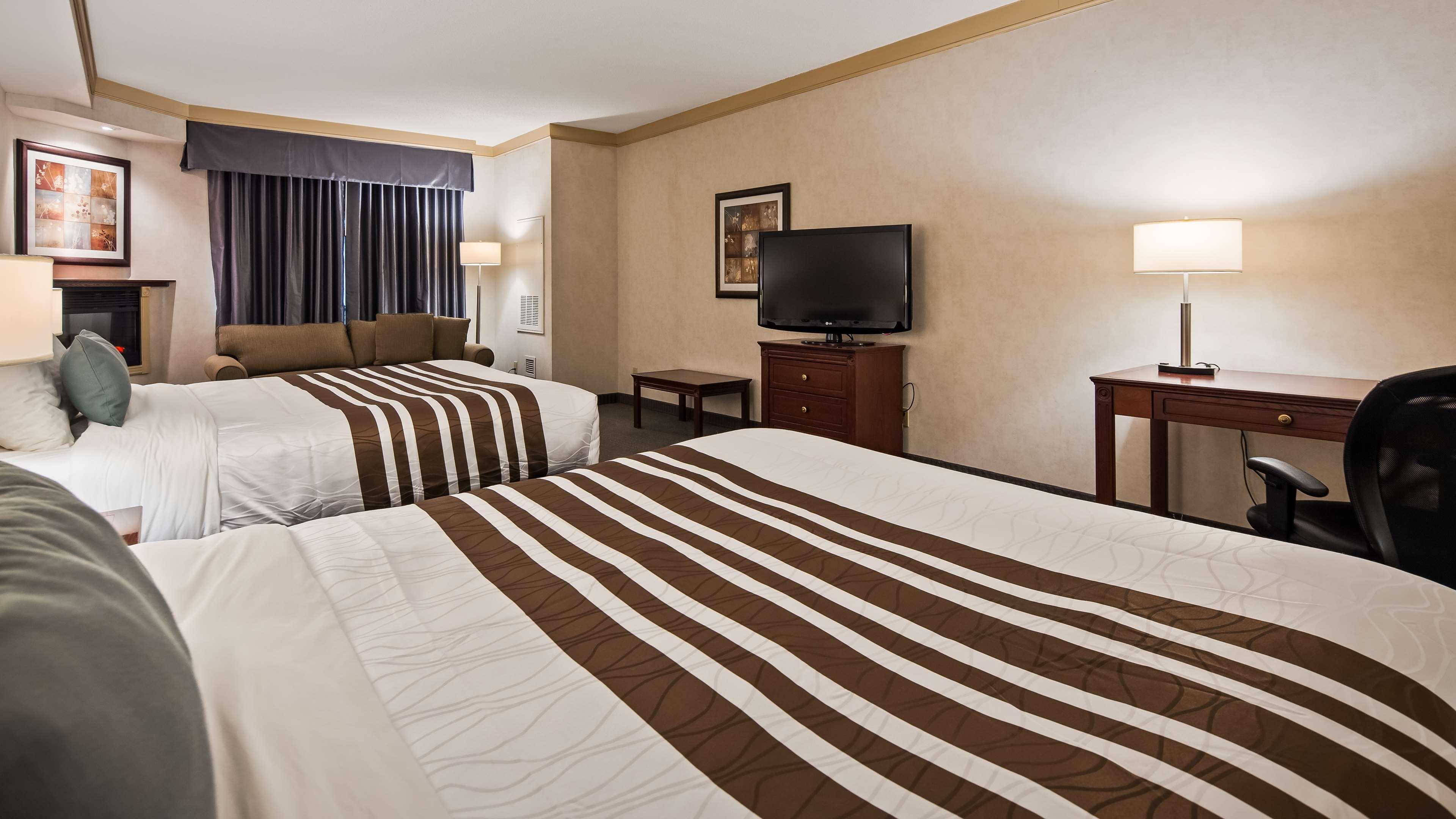 Best Western Brantford Hotel And Conference Centre Экстерьер фото