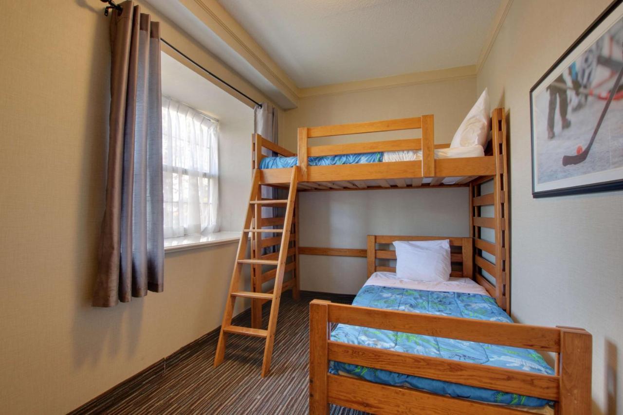 Best Western Brantford Hotel And Conference Centre Экстерьер фото