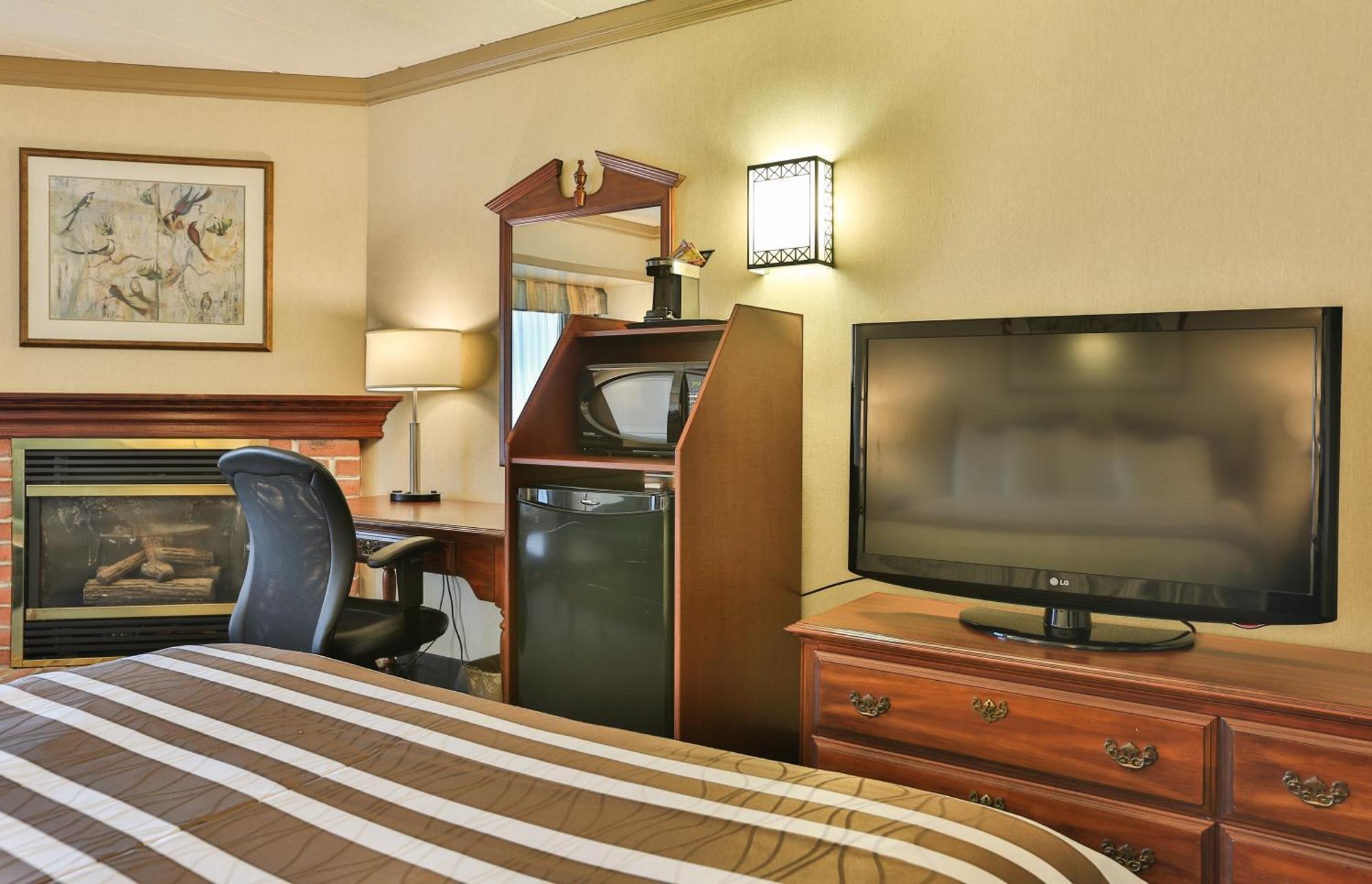 Best Western Brantford Hotel And Conference Centre Экстерьер фото