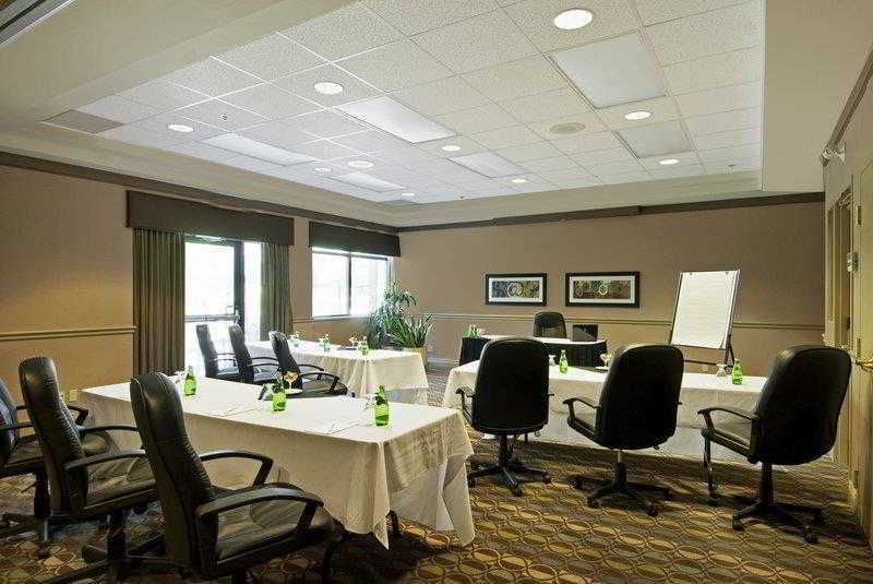 Best Western Brantford Hotel And Conference Centre Экстерьер фото